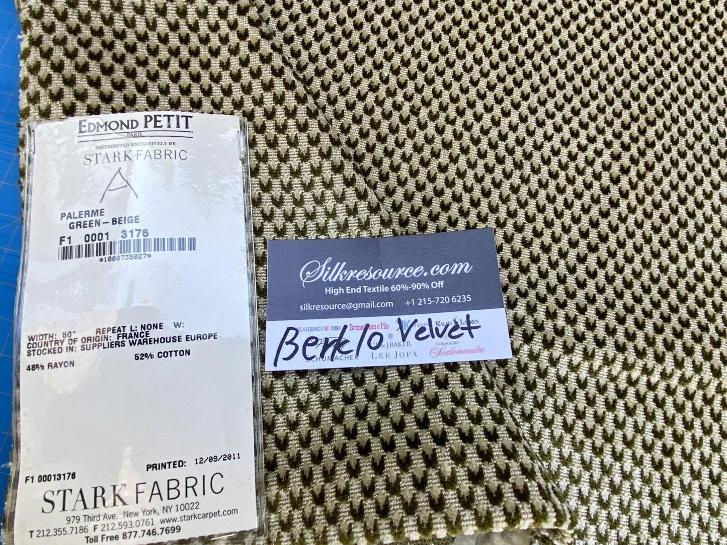 9a Berkbox10 Length Scalamandre Velvet Palerme Green - Beige