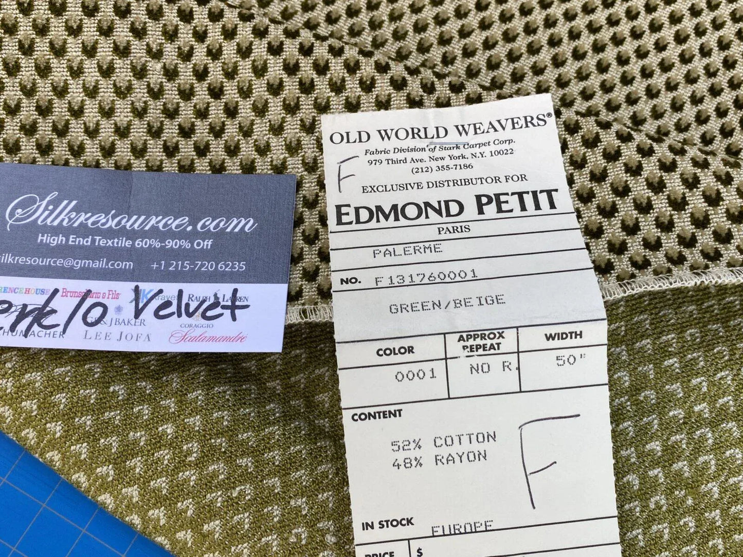 9f Berkbox10 Length Scalamandre Velvet Palerme Green - Beige