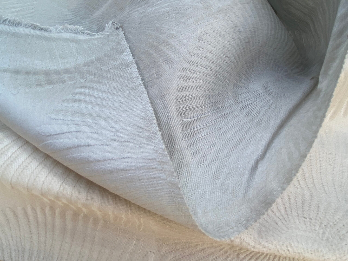 6 Berkbox96 Length Scalamandre Nautilo Eggshell 1.4yd White 1.5y Blue Jacquard, Bird , Animal/ocean MSRP USD 302/y