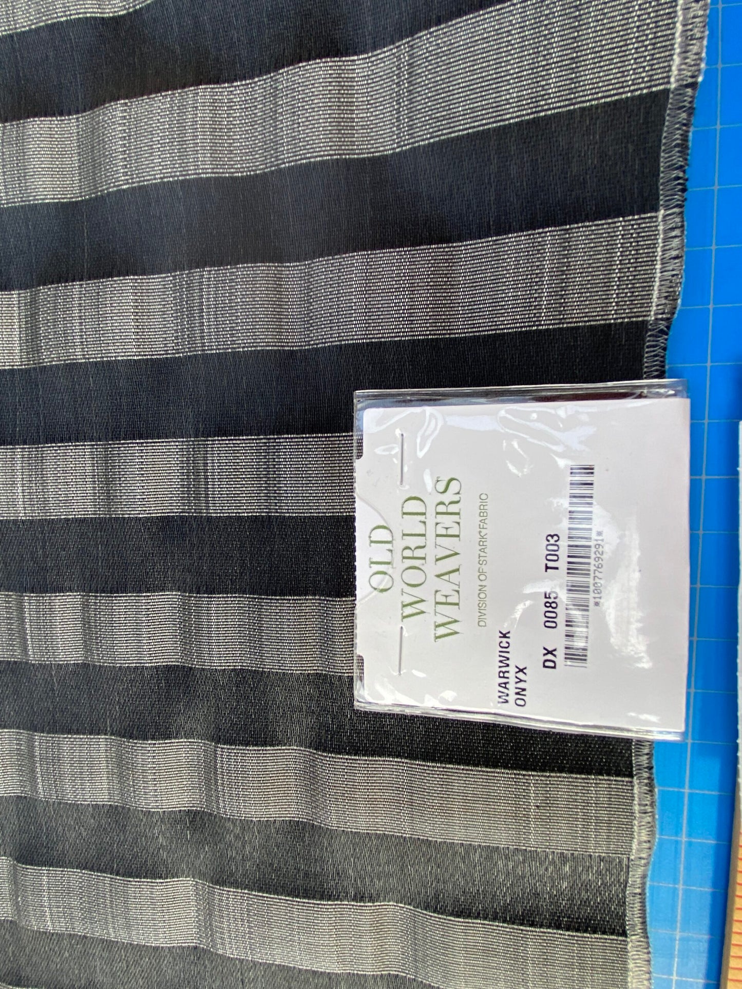2 Berkbox99 Square Jacquard by Old World Weavers Warwick Onyx Stripe Gray Horsehair MSRP USD700+/y