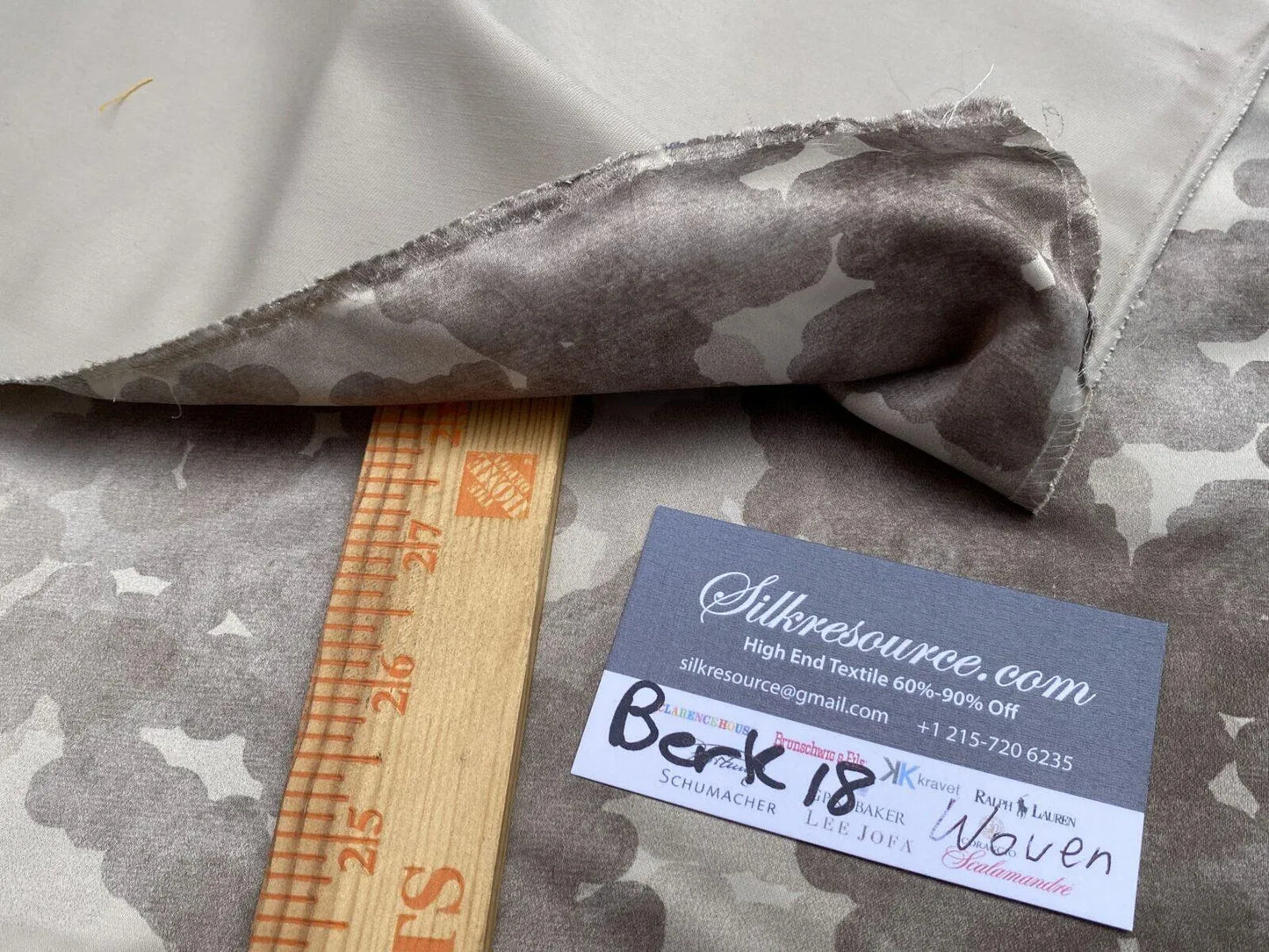 4 Berkbox18 Scalamandre Print 1.2 Yards Gray Cloud