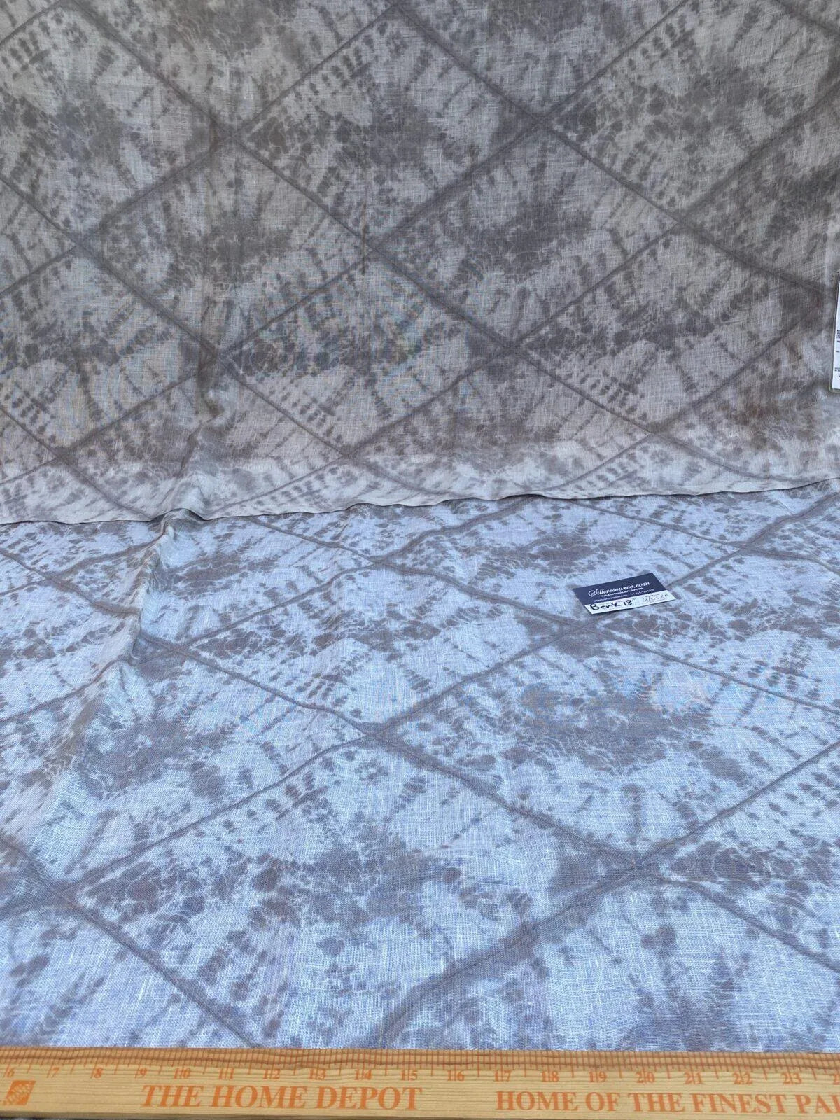 42 Berkbox18 Scalamandre Woven 1.4 Yard Itajime Asphalt X 1.4 Itajime Beachwood