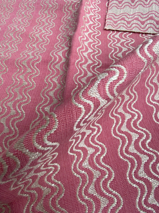 15 Berkbox100 Square Jacquard Pink White Stripe Weave