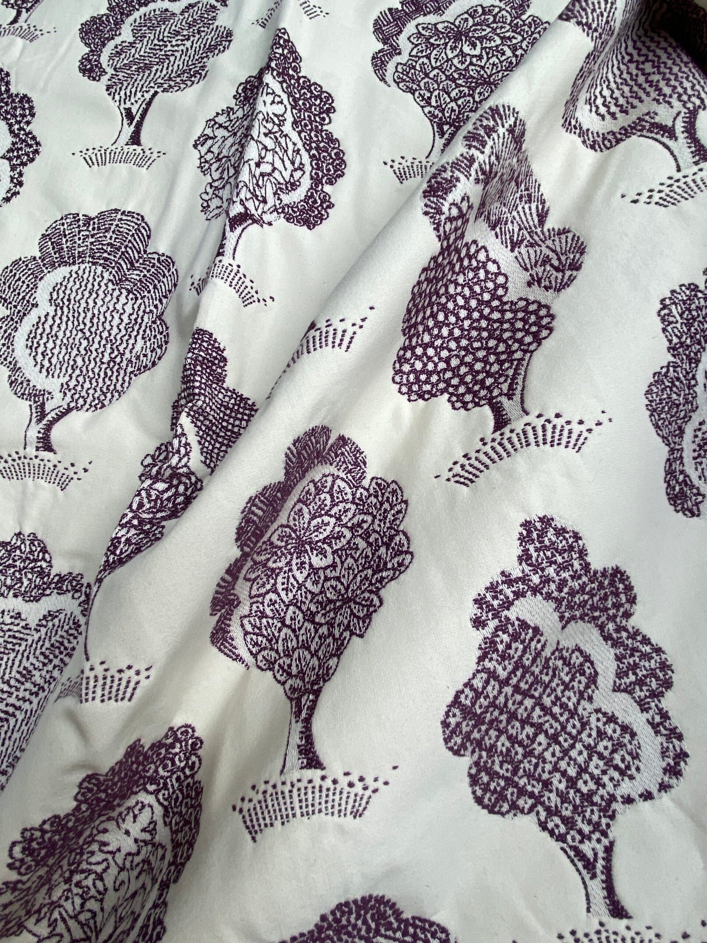 25 Berkbox100 Square Jacquard by Scalamandre Ashbury Purple Tree Topiary Brocade MSRP USD 152/Y