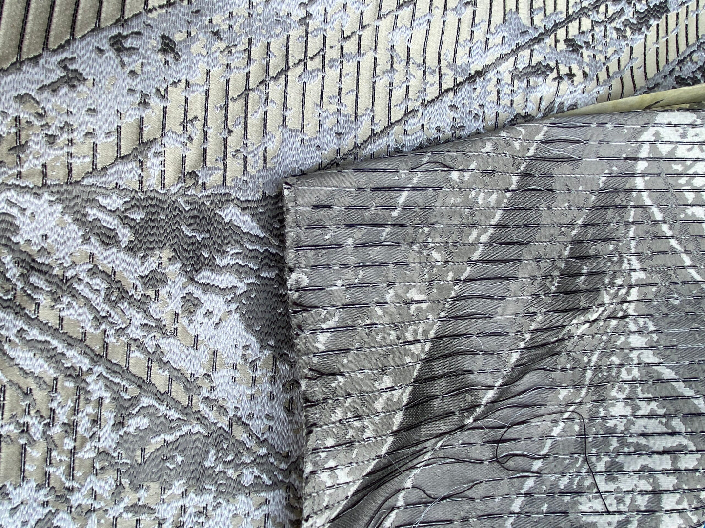 4 Berkbox101 Square Silky by Old World Weavers Chiron Milky Way Gray Beige Geometric MSRP USD 300+/y