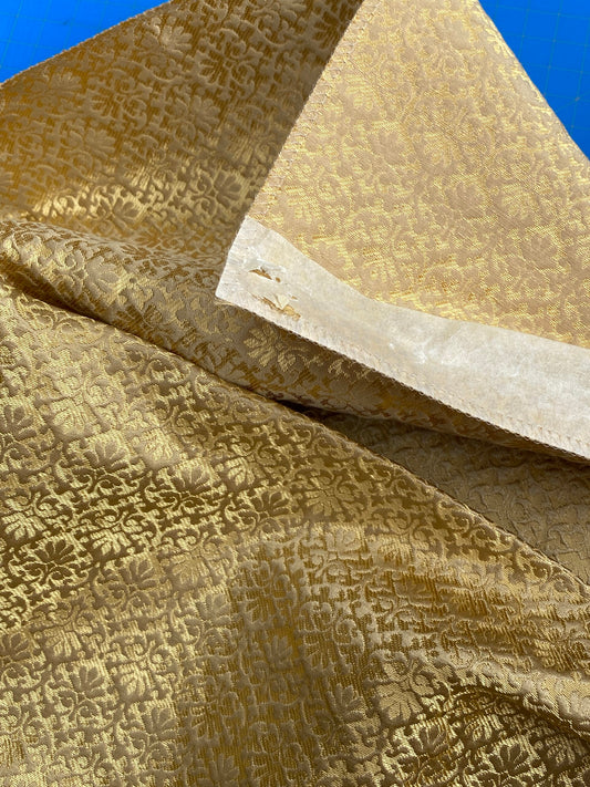 22 Berkbox101 Square Silk by Old World Weavers Carlos Small Damask Gold Small Scale MSRP USD300+/y