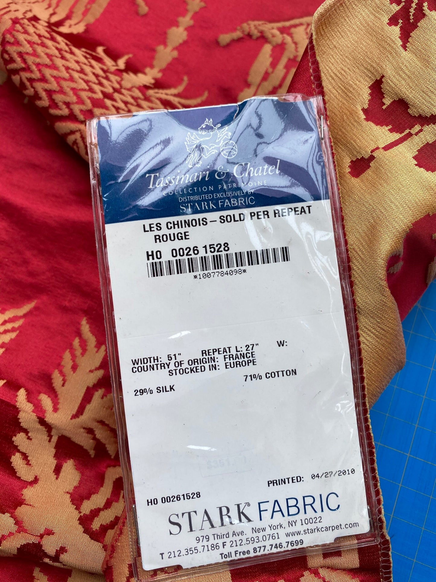 Berkbox101 Square Silky by Tassinari and Chatel Les Chinois Rouge Red Brown Damask Chinoiserie Historic MSRP USD 700+/y