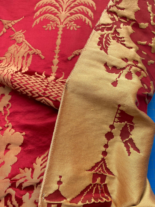 Berkbox101 Square Silky by Tassinari and Chatel Les Chinois Rouge Red Brown Damask Chinoiserie Historic MSRP USD 700+/y