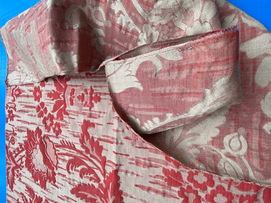 76 Berkbox101 Square Jacquard by Scalamandre Villa Ada Rosso Red Beige Damask MSRP USD 300+/y