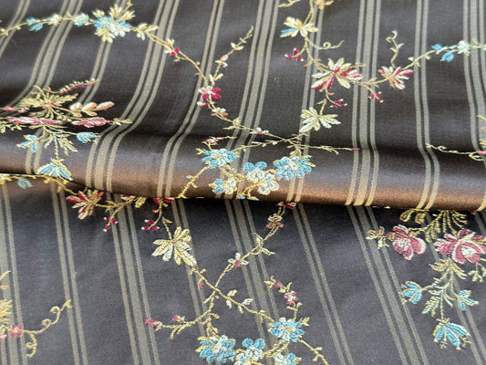 14 Berkbox106 18" x 18" Square Scalamandre Eveline Truffle Classic French Rococo Silk Lampas Eveline in Truffle Brown Gold Blue Red MSRP USD320/y