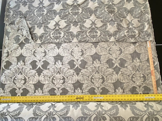 Stroheim & Romann Luxurious 100% Silk Renaissance Medallion Fleur De Lis Damask Silver White Pewter MSRP USD300+/Y