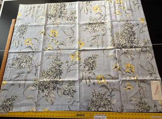 9 Berkbox107 1.2yards Scalamandre Merrimon Light Blue Linen Floral 100% Linen with Glazed finish MSRP 346/y