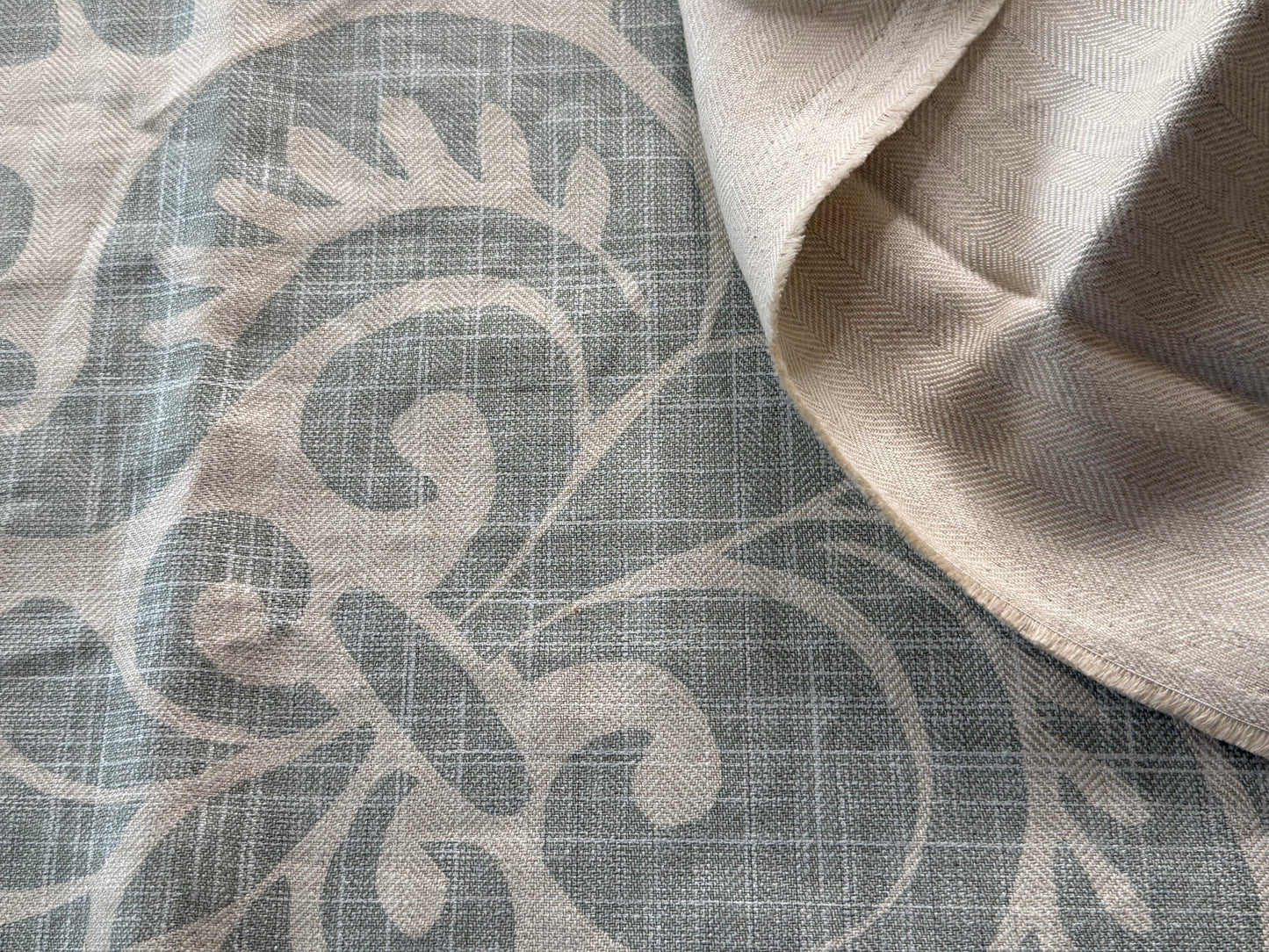 19 Berkbox107 1.25y Scalamandre Grey Watkins Pamlico Stone White Historic Botanical Foliage Linen MSRP USD656/y