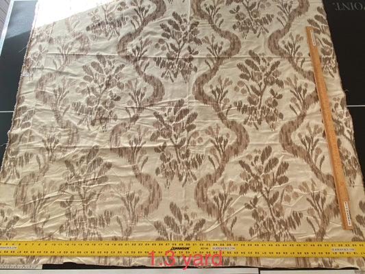 Scalamandre Visby Beige Silver Gold - Old World Weavers 100% Silk Lampas - 1.3 Yard (Berkbox65-30)