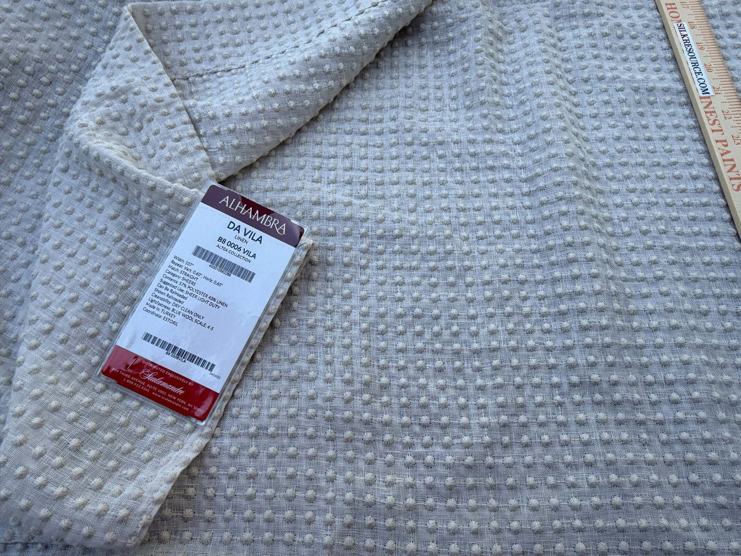 7 Berkbox109 Scalamandre Alhambra Da Vila Linen Small Scale Texture Polyester Linen 2.4yd x54" wide