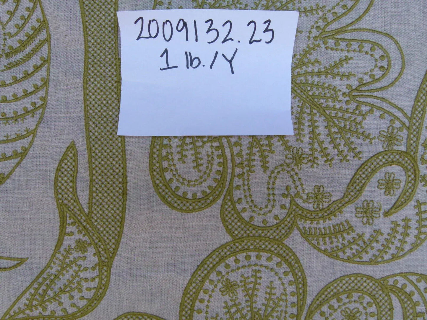 Lee Jofa Whitcomb Apple Green White Crewel Embroidery Linen Large Foliage MSRP USD 336Y