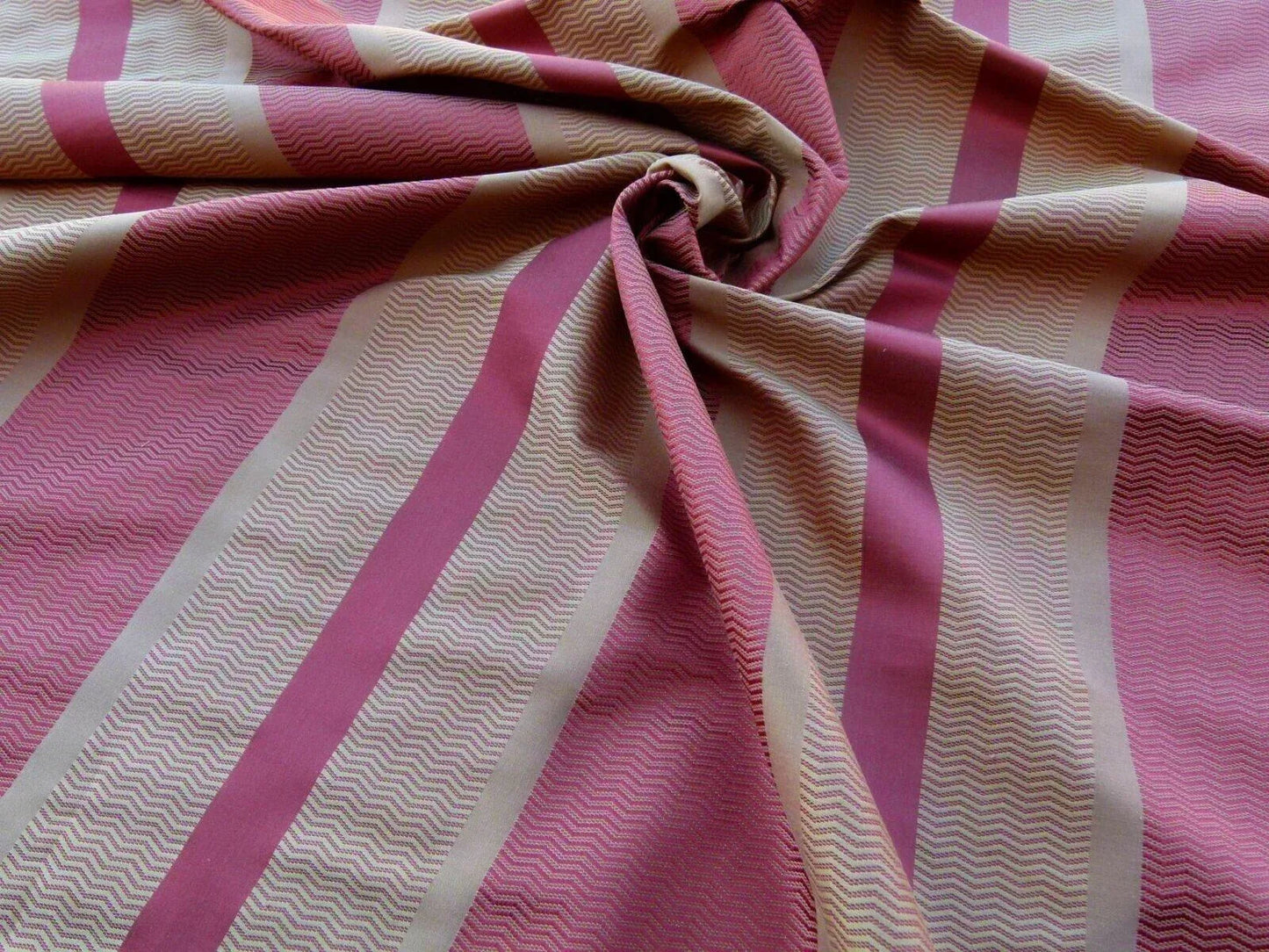 By Yard Montes Stripe Gw Rust (reversible) Scalamandre Grey Watkins MSRP USD 228/Y