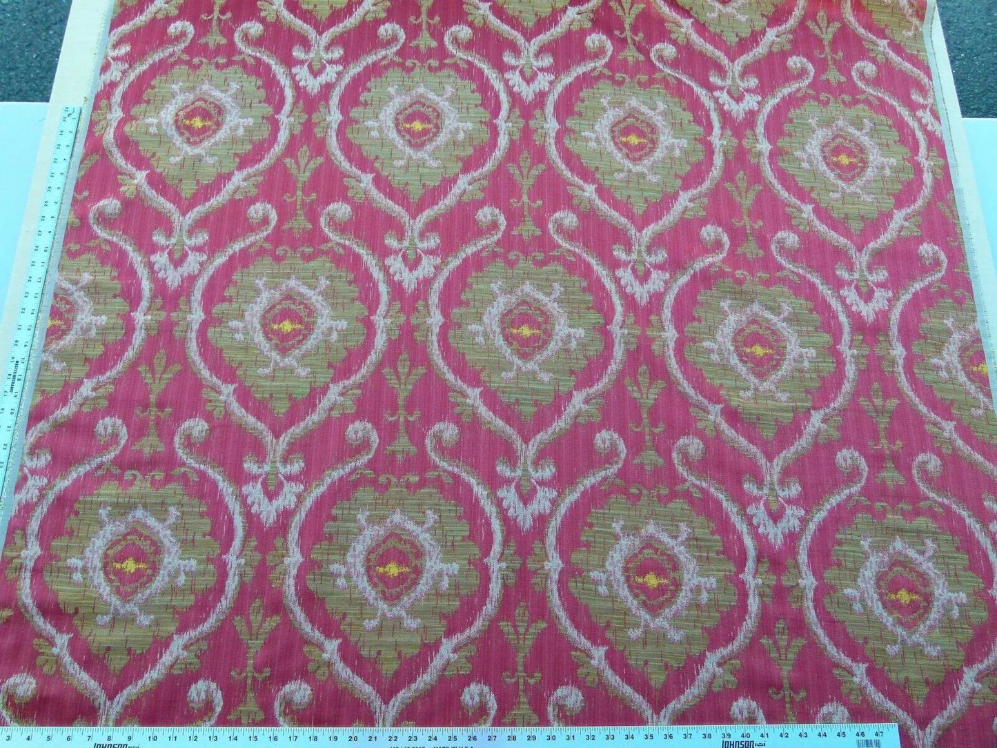 Scalamandre Libretto Brick Red Bronze Medallion Lampas MSRP USD 258/Y Lotus Medallion Lampas