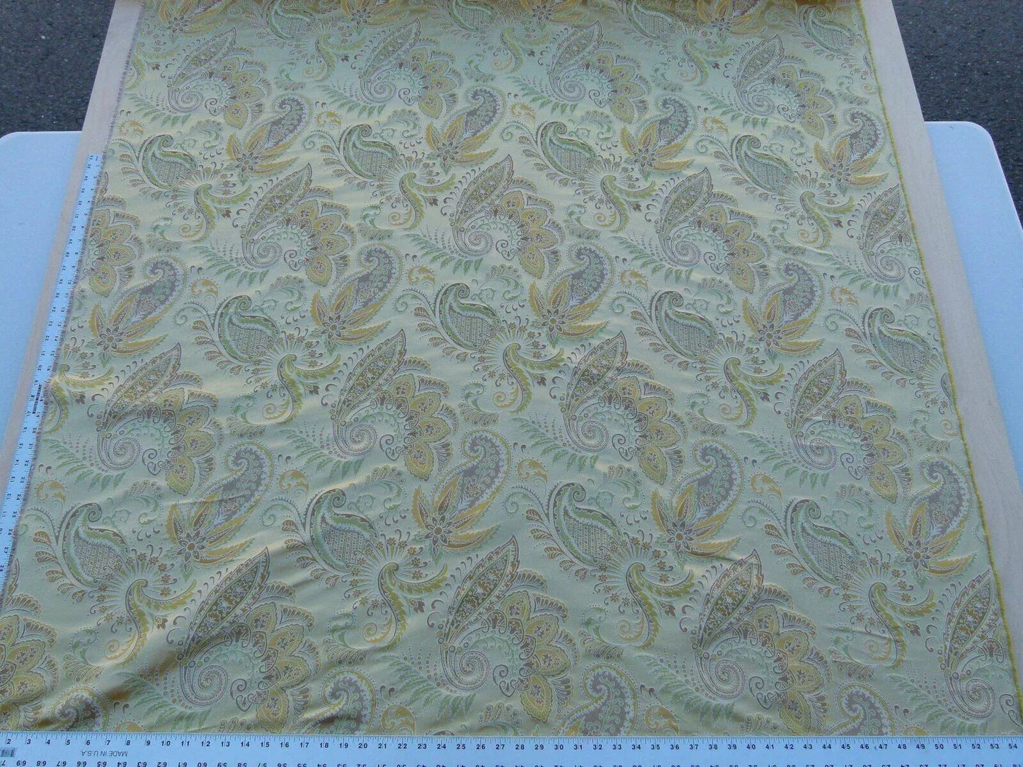 Scalamandre Douglas Fonthill Fern Gold Green Copper 100% Silk Paisley Old World Weavers MSRP USD 336/Y