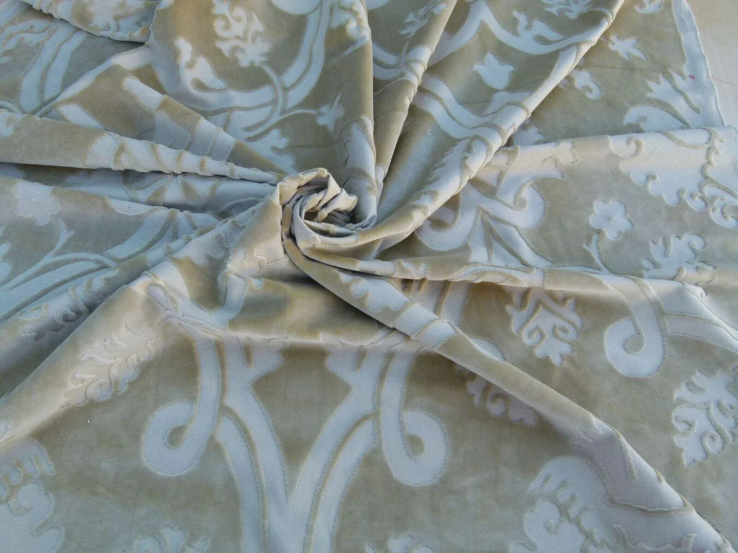 0.5y Scalamandre Fonthill Velours Savoie Beige Cut Velvet 100% Cotton Old World Weavers MSRP USD 304/Y