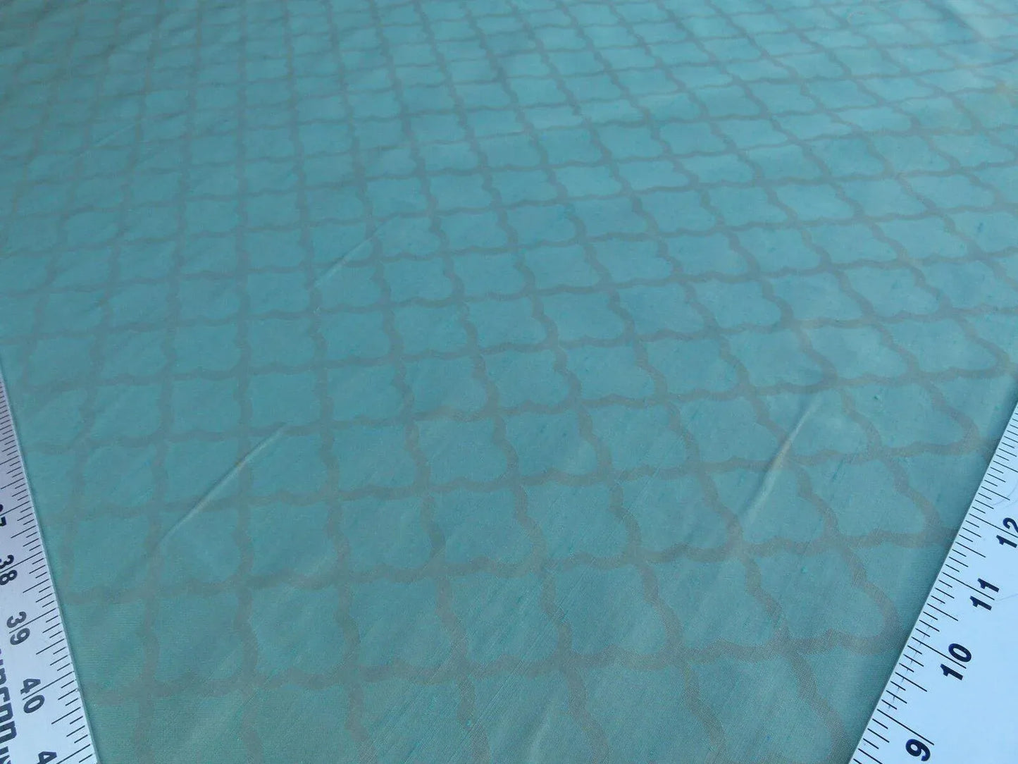 Scalamandre Bangalore Milan Green Blue 100% Silk Fish Scale Ocean Wave MSRP USD 148/Y