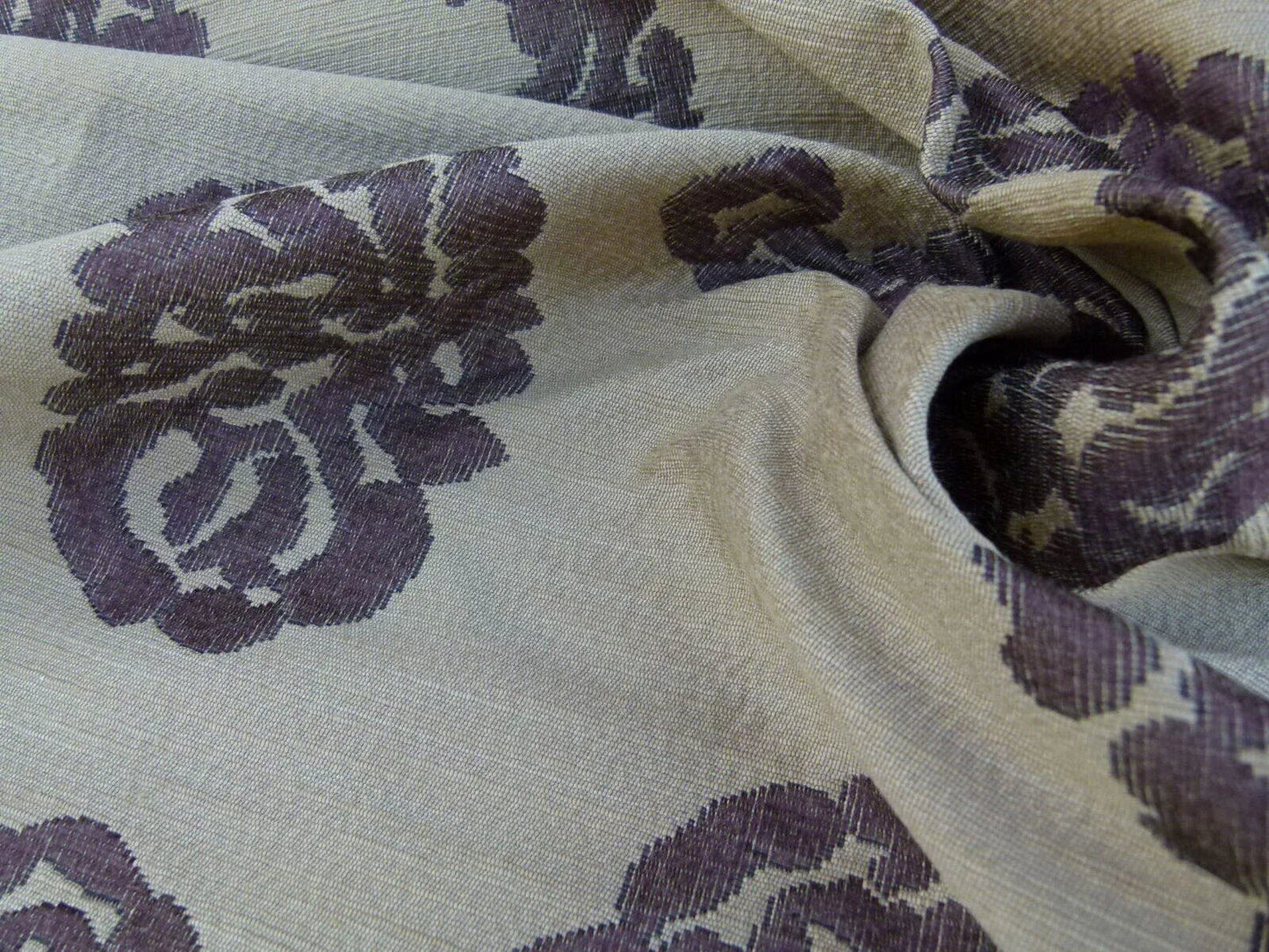 Scalamandre Katmandu Marrone Brown Chocolate Hazelnut Gold Silk Lampas Paisley MSRP USD 364