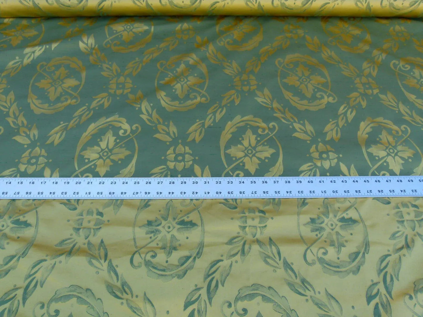 Scalamandre Navonna Green Gold Neoclassical Silk Lampas Medallion Crest MSRP USD 444/yard Old World Weavers