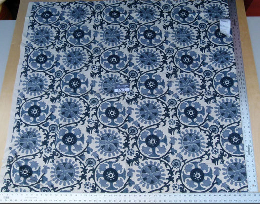 23 Ev17 Scalamandre Sample Square 1.2yd Suzani Navy Blue White