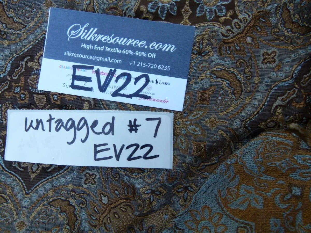 27 Ev22 Scalamandre Special Pieces 1.25y Medallion Blue And Brown 100% Silk Damask MSRP USD 300+/Yard