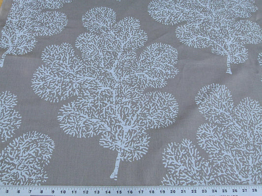 Scalamandre Bay Coral Taupe White Coral Reef Ocean On Solid-colored Ground Print 100% Linen MSRP USD 214