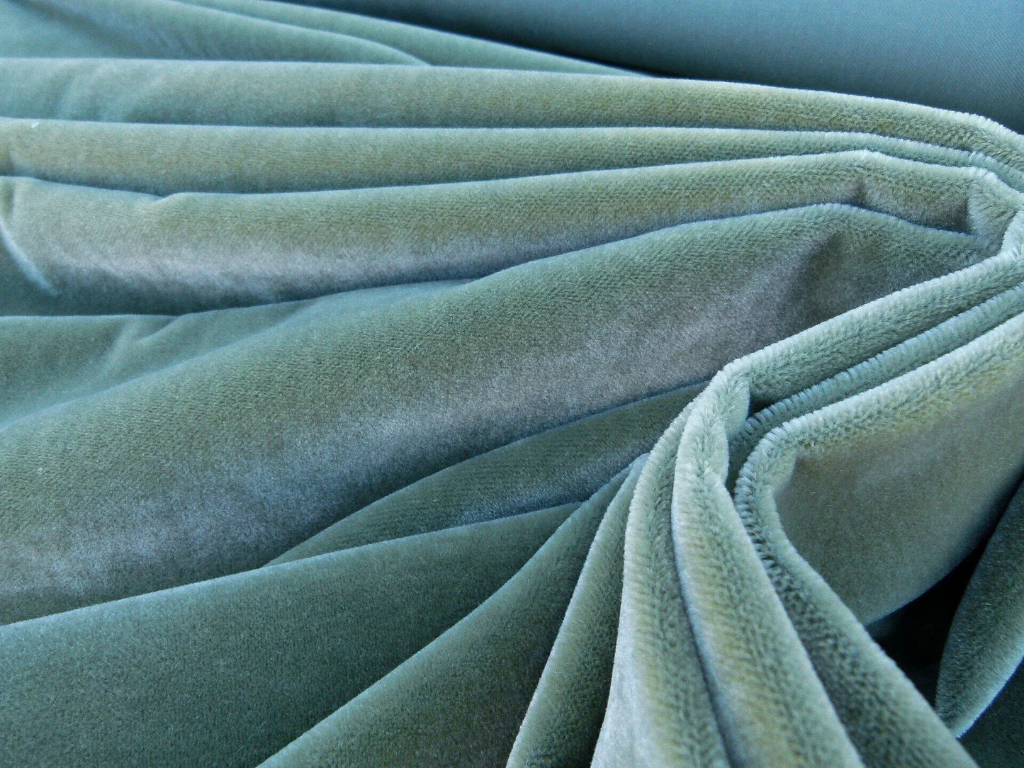 Scalamandre Bachmo Endive Lux Mohair Velvet Green MSRP USD 490/Y