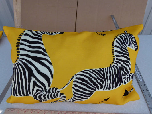 Pillow Case only Scalamandre Zebra Outdoor Lumbar Yellow Black 22"x14" MSRP USD 259 (#1)
