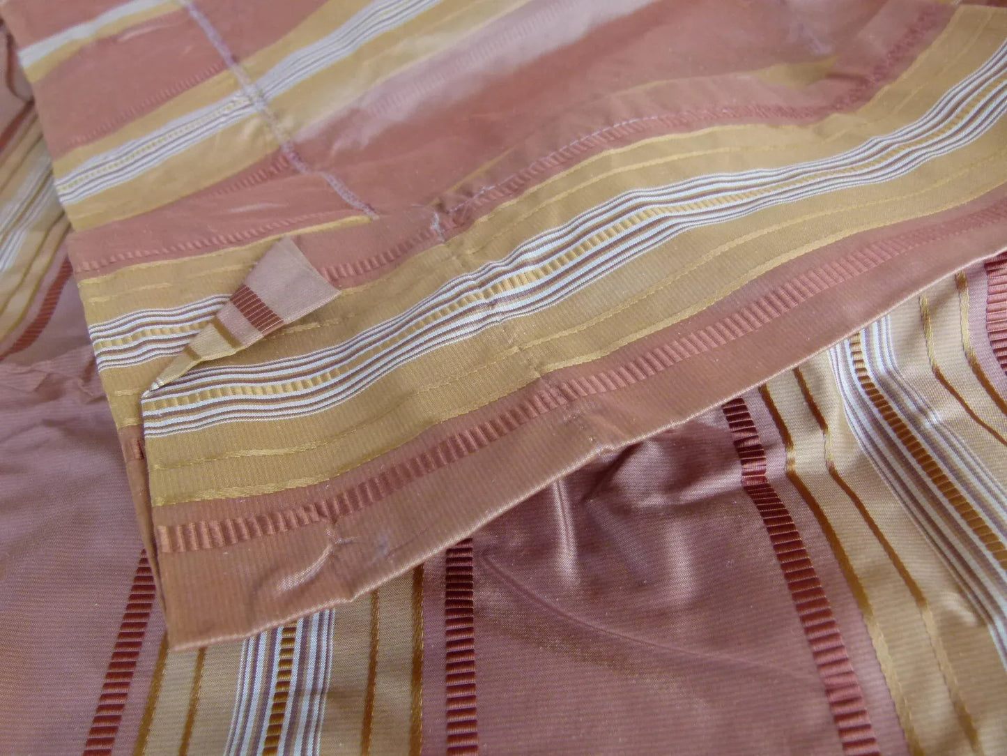 18 EV27 2.1yd x 48″wide Scalamandre GRANVILLE STRIPE GINGER Silk Stripe Pink Gold