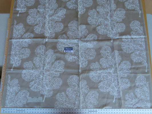 22 EV27 1.5yd x 58″wide Scalamandre Bay Coral Taupe Hn White Coral On A Solid-colored Ground Grey White MSRP USD214