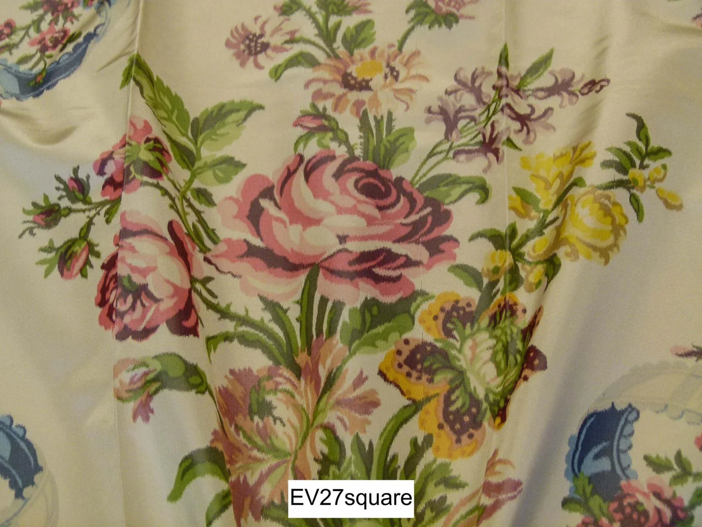 Scalamandre Tassinari & Chatel Adelaide Fond Creme Floral White - Square