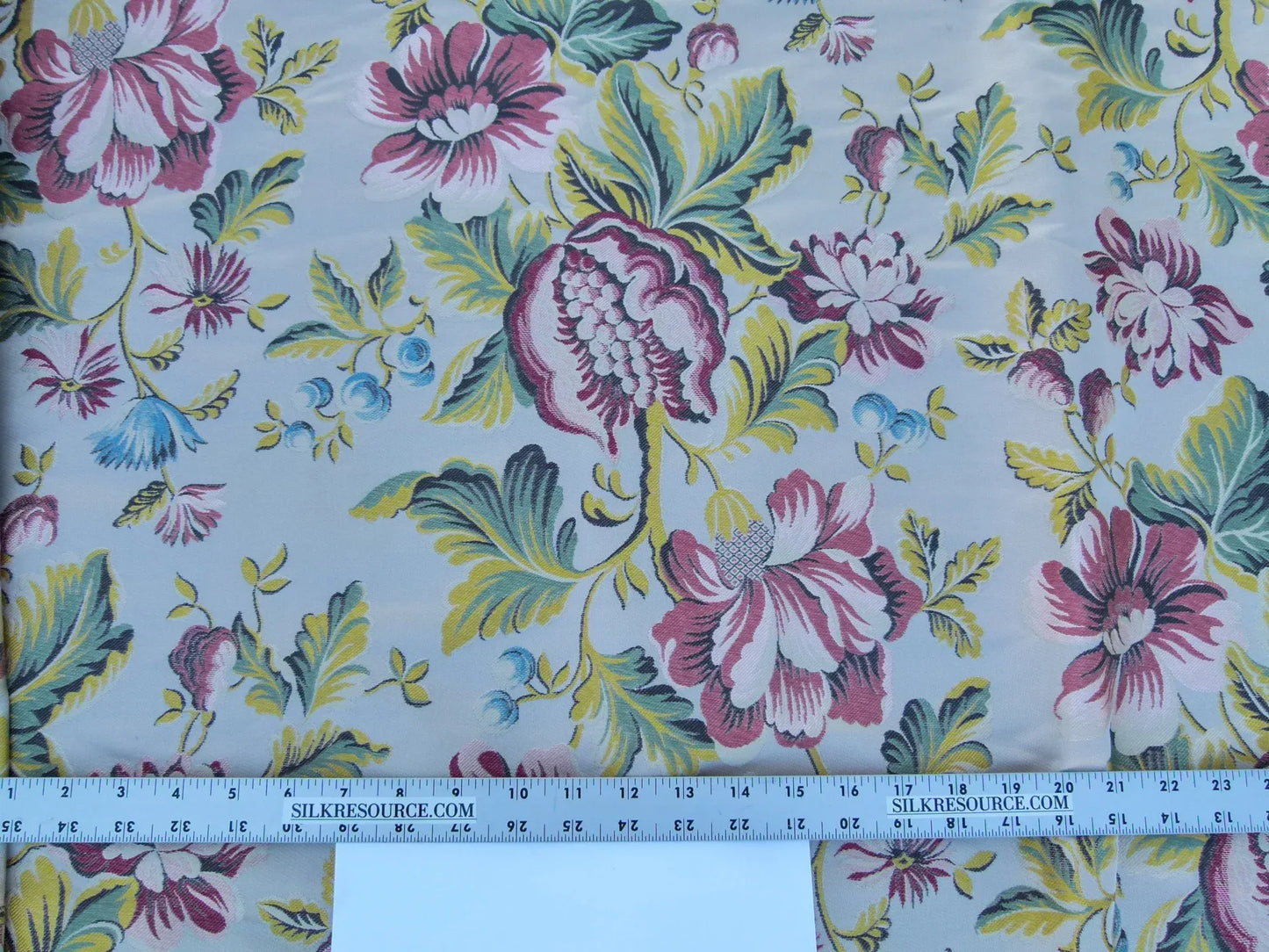 Scalamandre Length 2.4Y Seicento Peony Pomegranate Silk Floral Red Green Yellow MSRP USD 1406/y