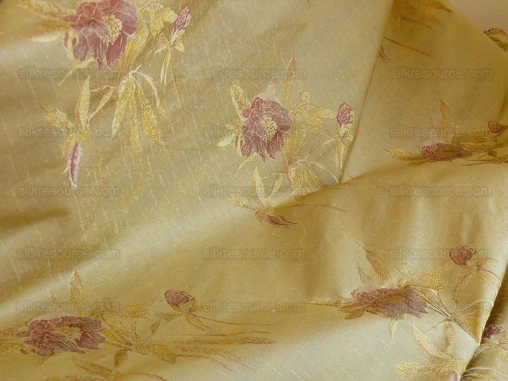 by yard Heavy Silk Lampas Peony Buds In Golden Drizzle Pink& "golden"