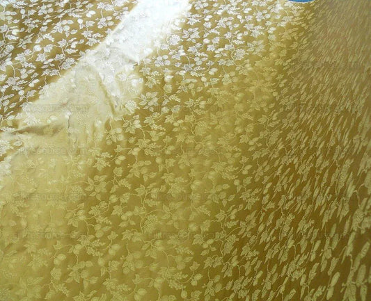 Bty 100%silk Damask Summer Berry "whitegold" Nimbus Art Nouveau William Morris