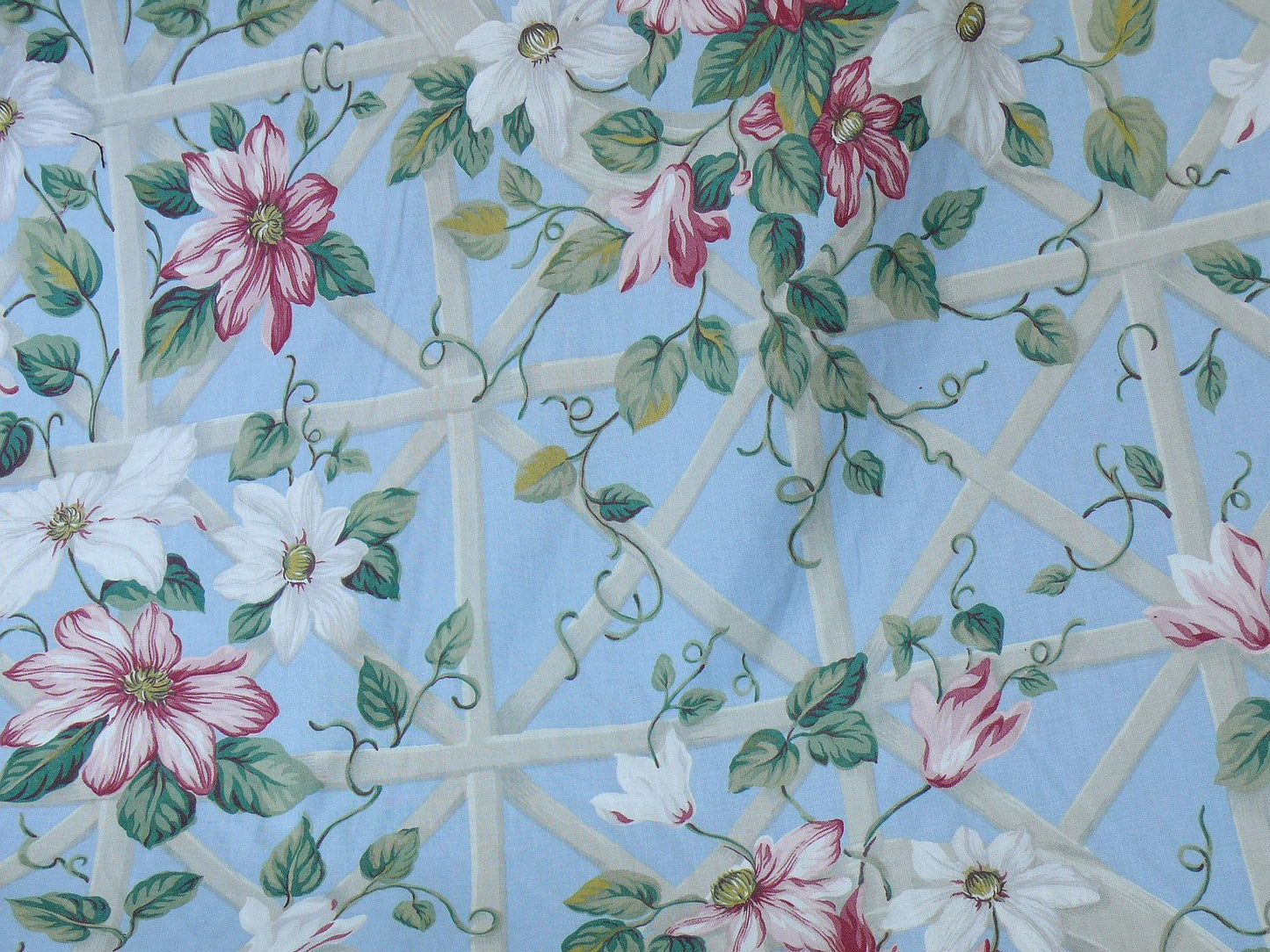By Yard Ralph Lauren Climbing Clematis Flower On Wooden Lattice Blue Pink Printed Cotton Chintz