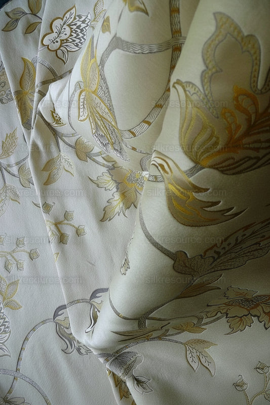 By Yard Old World Weavers Silk Linen Grande Spectacular Palampore Blue White Gold Tree MSRP USD 300+/Y