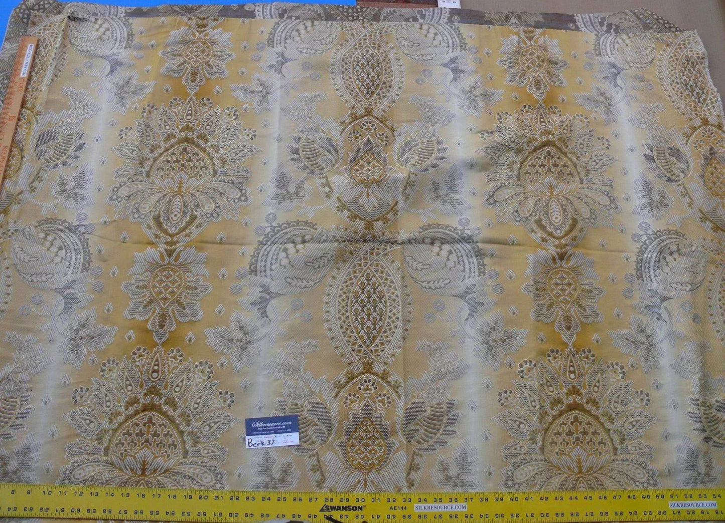 11 Berkbox37 Length Scalamandre Teodora Ochre Renaissance Silk Damask Gold Yellow White 2.4y MSRP USD 338/Y