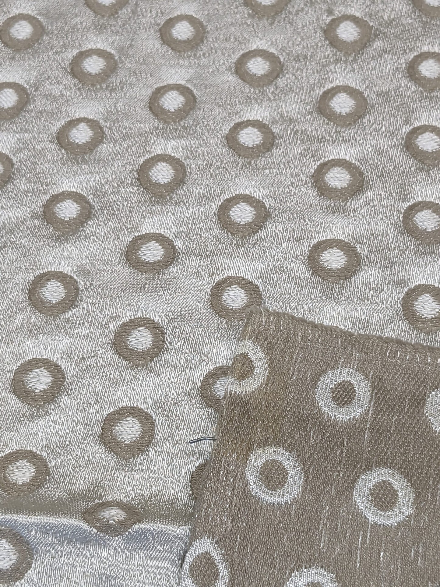 58 EV34 Special Square Jacquard by Lelievre Paris Pelligrina Lys White Beige Dot Circle Small Scale MSRP USD 300+/y