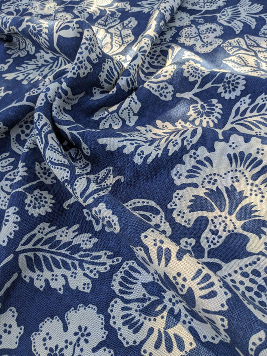 8 EV35 Length 1.2y Scalamandre Calais Linen Print Indigo Blue White Mediterrinan Pomegranite Block Print Heavy Linen MSRP USD300+/y