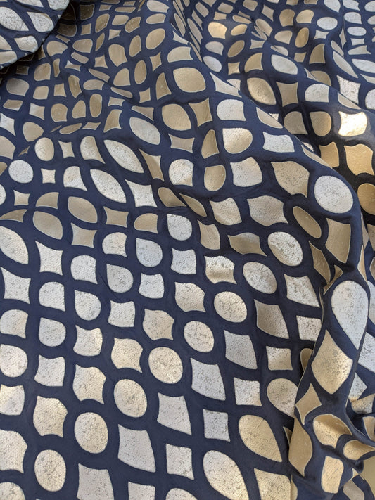 11 EV35 Length 2.5y Christian Fischbacher Indorato Royal Blue Beige Silk Print Ogee Fretwork Lattice MSRP USD700+/y