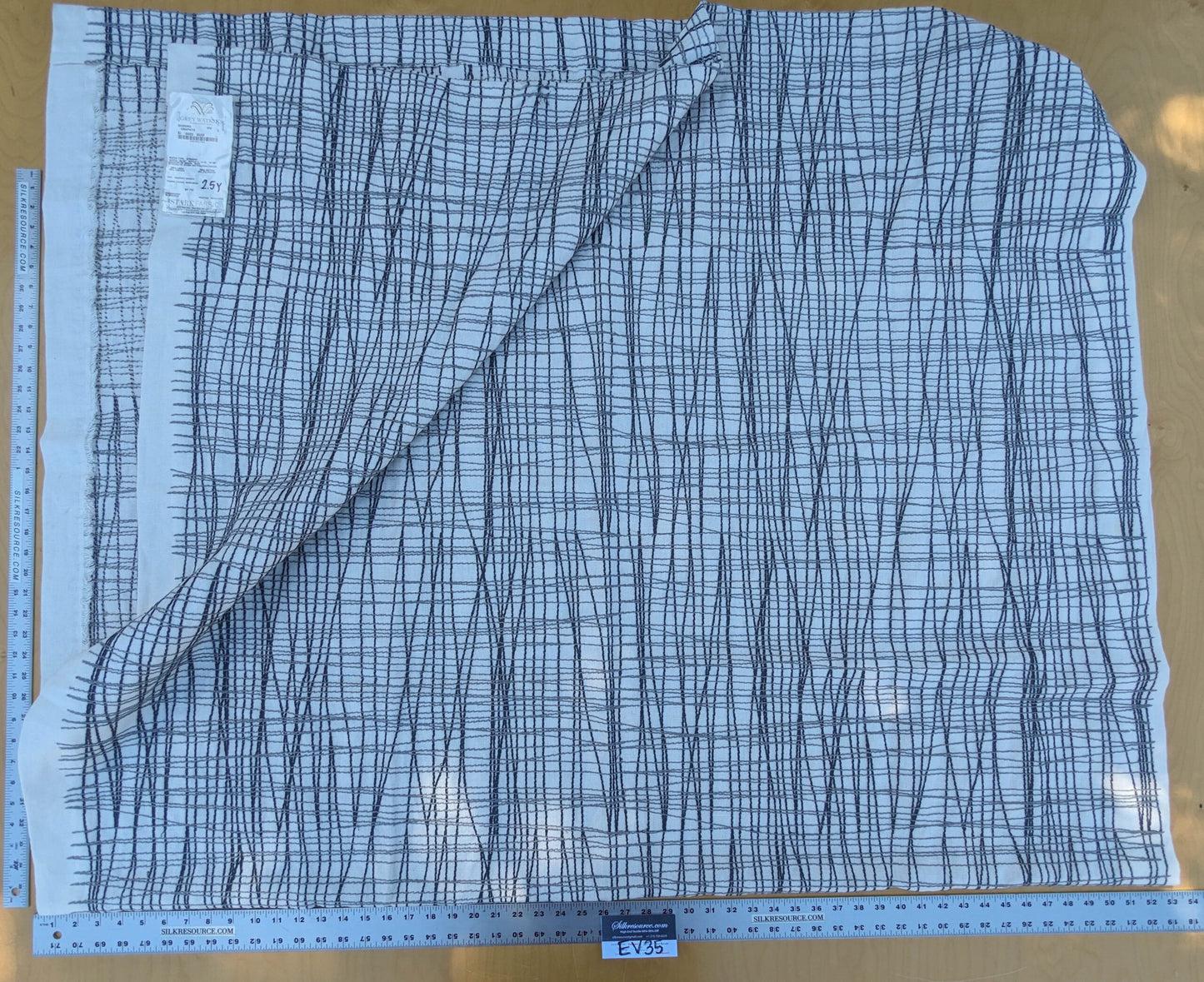 14 EV35 Length 2.5y Grey Watkins Guiford Graphite White Gray Black Embroidery Abstract MSRP USD 300+/y