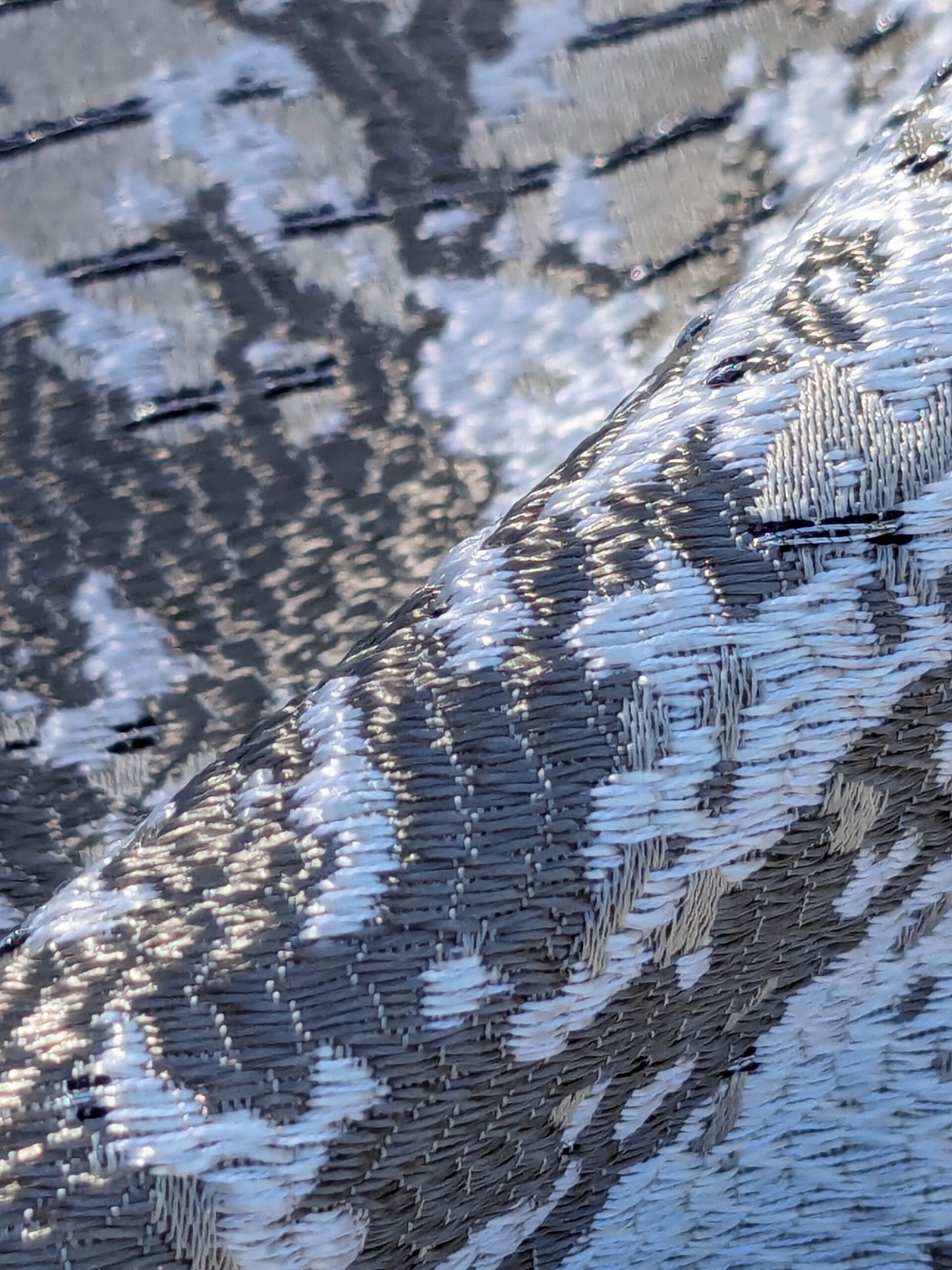 26 EV35 Length 1.5y Old World Weavers Chiron Cosmic Dust Beige Silver White Jacquard Velvet Chevron Herringbone MSRP USD 500+/y