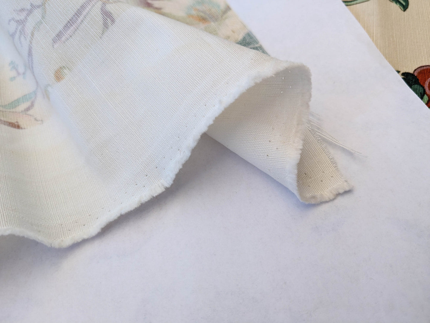 Scalamandre Les Fleurs Mystereiuses Cream Beige Floral Botanical Foliage MSRP USD 784/y