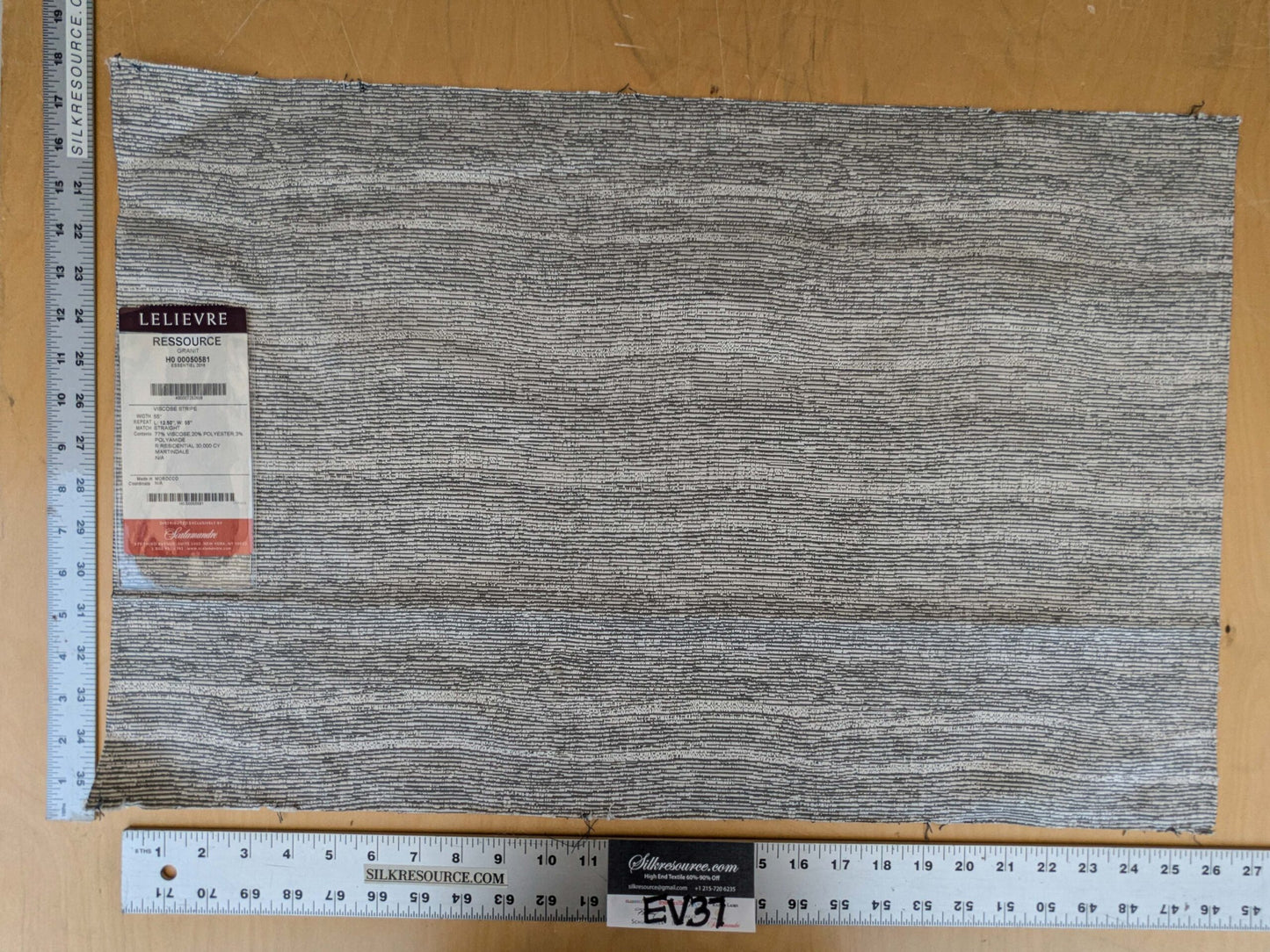 91 EV37 18" x 26" Lelievre Paris Ressource Granit Gray White Viscose Stripe