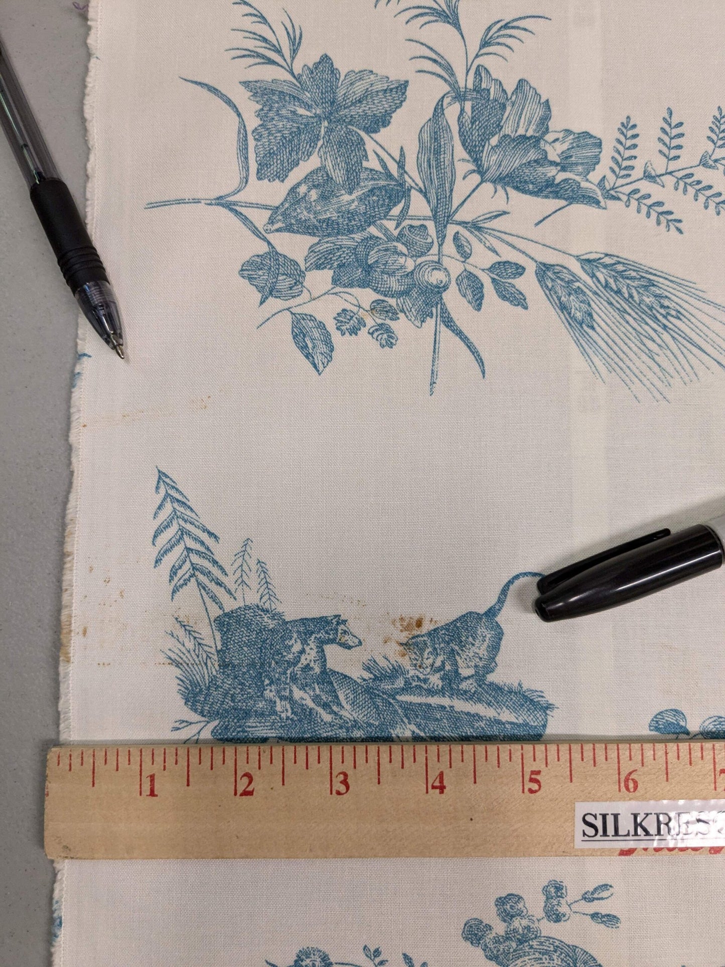 Brunschwig & Fils Chinoisere A L'americaine Toile Aqua Blue White Bird Animal Flora and Fauna from Mount Vernon Toile de jouy