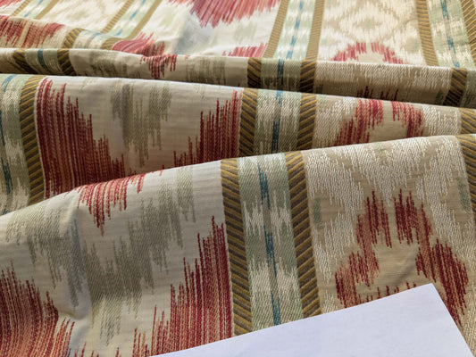 21 EV39 2.4y Scalamandre Lisere Ungherese Rigato Rosso Ikat Stripe